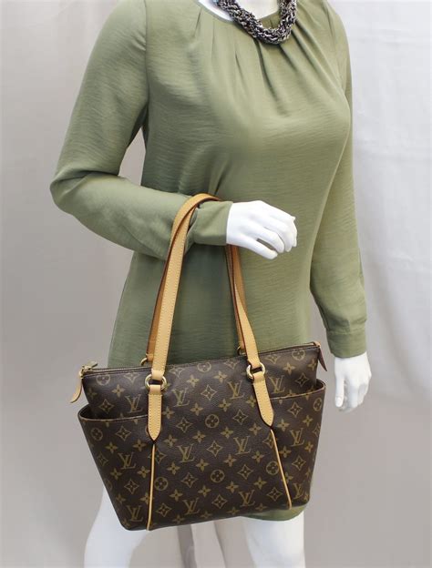 totally pm louis vuitton|louis vuitton totally pm monogram.